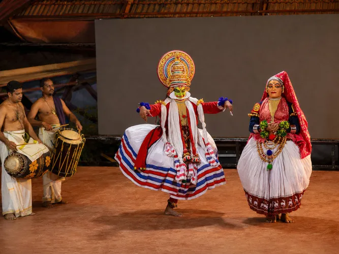 Kathakali & Chenda Performance
