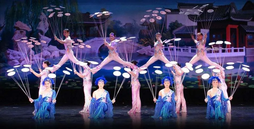 Entertaining Shanghai Circus