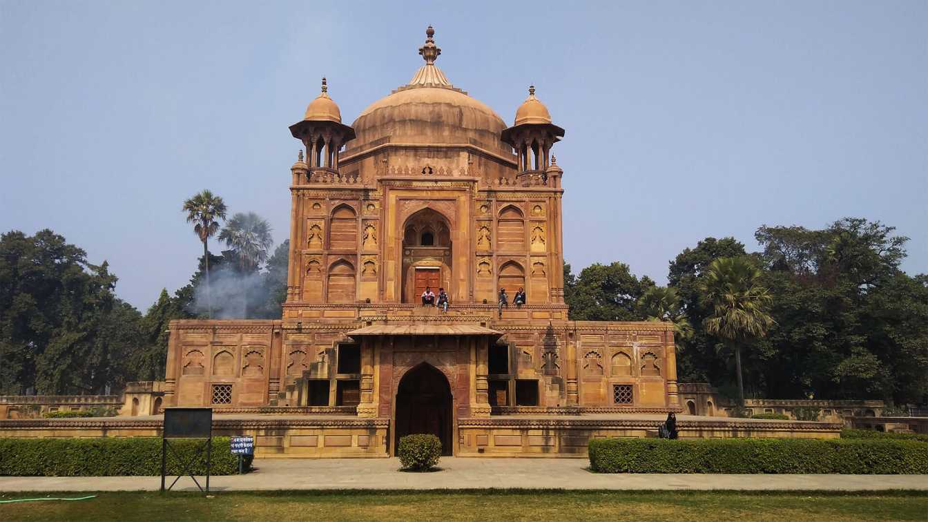 Historical  Khusro Bagh