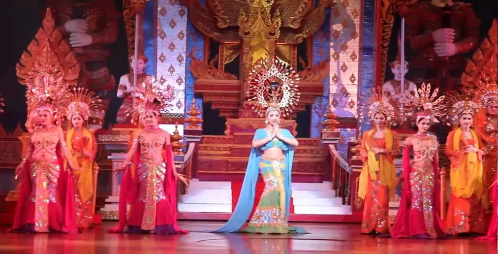 Entertaining Alcazar Show