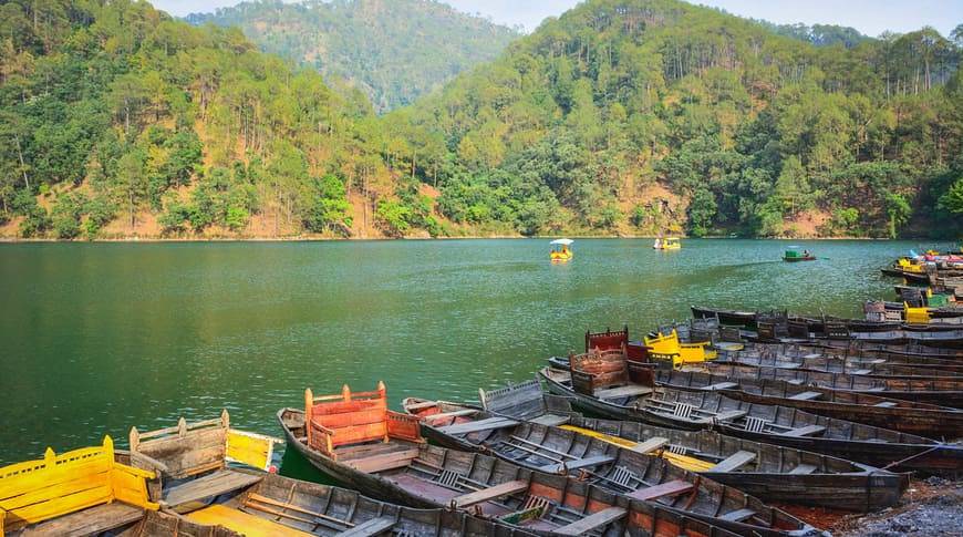 Boating in Naukuchiatal