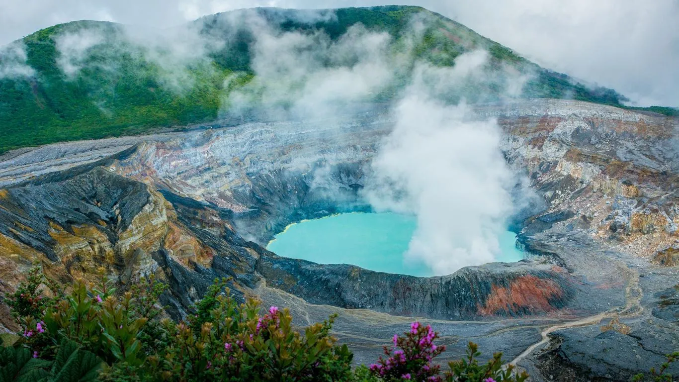 Poas Volcano 